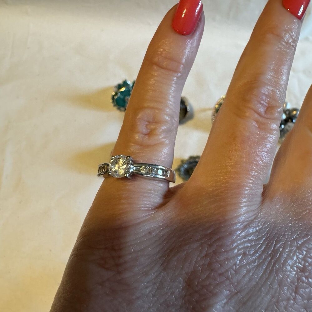 Lot Of 9 Costume Jewelry Rings Faux Stones Floral Designs Statement Pieces - Picture 7 of 16